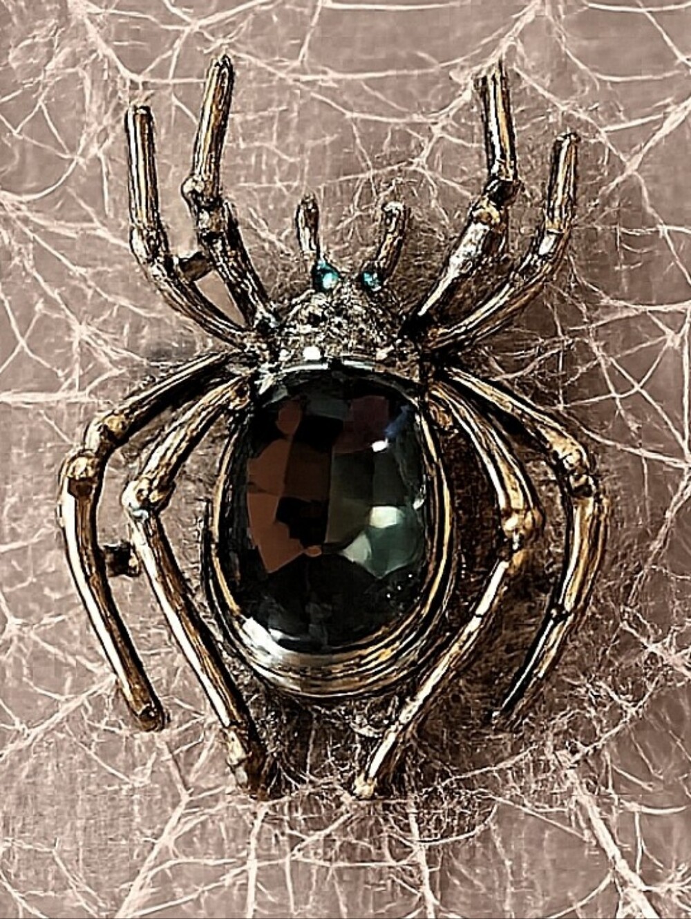Crystal Glass Rhinestones Spider Brooch Pin Halloween Jewelry Very Good Quality